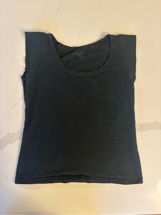 Brandy Melville Tops - black brandy melville top